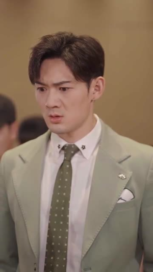 闭关七年师姐求我出山斩情根（80集）推荐热门短剧