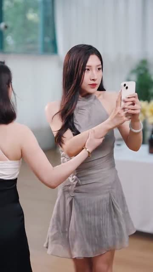 穿成四个反派崽子的恶毒亲妈（100集）最新热播短剧