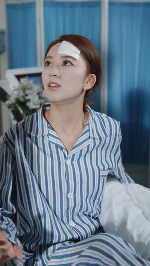 初雪（78集）短剧免费观看