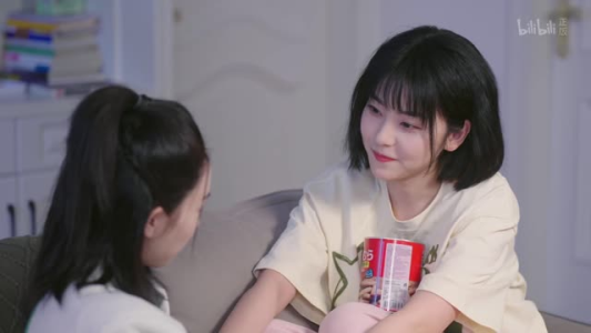 她今天有点奇怪（18集）海量资源免费看