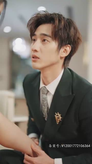 5.租来男友竟是千亿总裁（99集）全集一次看完