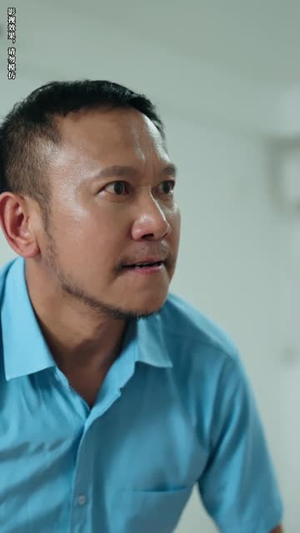 重回2000我开局拿下满分状元(31集) 重回2000我开局拿下满分状元(31集)短剧精彩绝伦