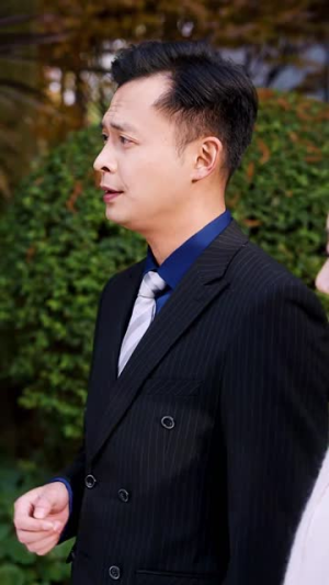 摊牌了，我的五个哥哥是大佬（80集）精彩短剧下载