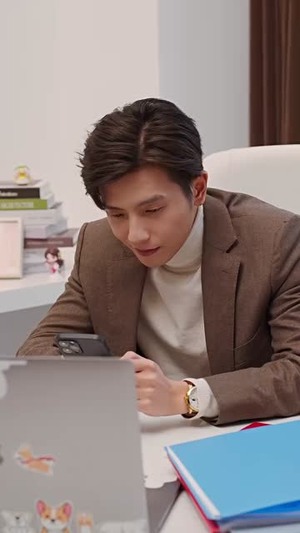 裴总每天都想父凭子贵（99集）精彩不断免费看