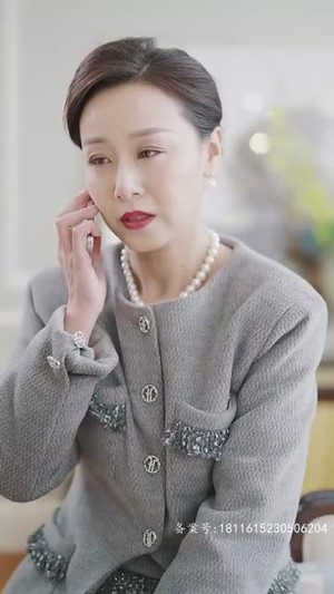 尘埃里的花朵（65集）热播短剧免费看