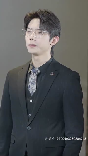 觉醒后，我成了霸总白月光（79集）在线观看完整版