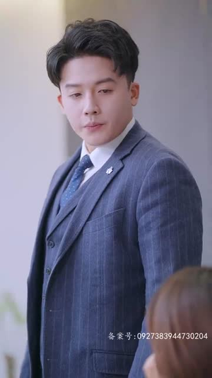 满级飒姐炸翻财阀家族（95集）爆款短剧追不停