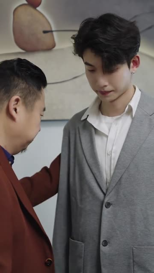 萌宝助攻，周少宠妻送上门（83集）温柔追捕短剧