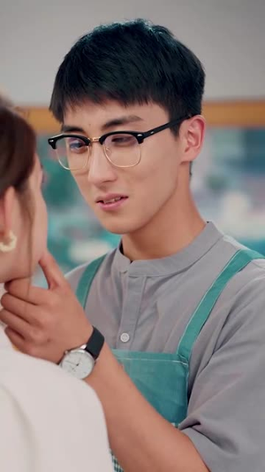 女总裁的回乡大作战（80集）最新上映的短剧