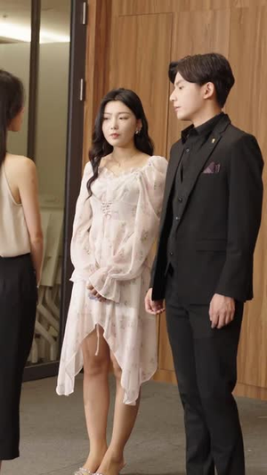 破产后我被前任缠上了（98集）火爆短剧抢先看