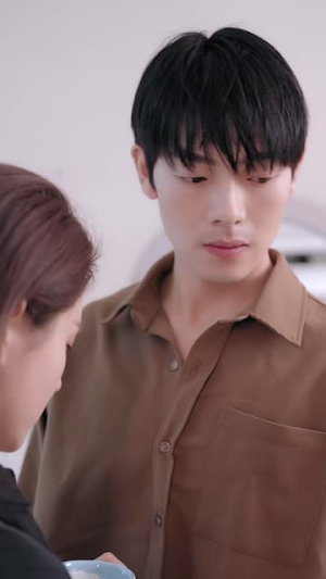 主妇之战（41集）热门短剧推广