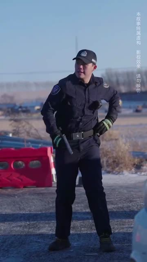 逃出无人区 （32集）短剧热门推荐