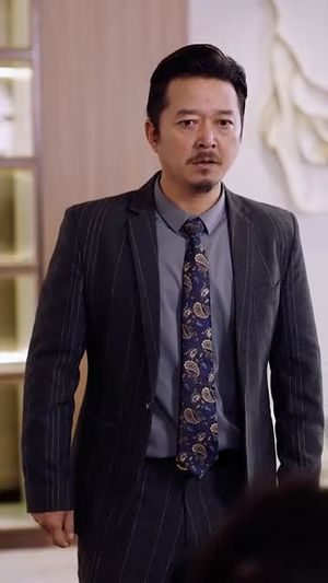 绝美师尊让我下山找明星老婆（72集）短剧全集免费