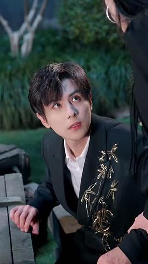 梧烬断惊鸿（60集）短剧视频分享