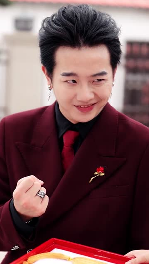 九朝帝君开局金莲喊喝药(61集) 九朝帝君开局金莲喊喝药(61集)火爆短剧推荐