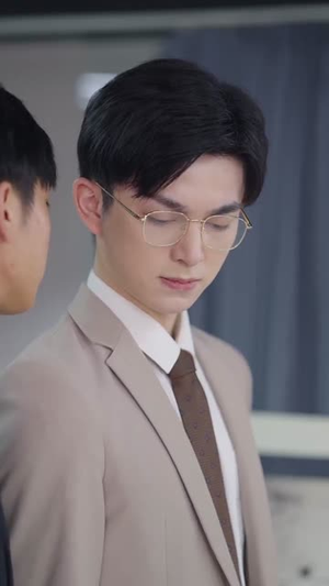 她死遁后竟成了前夫的白月光（60集）好看短剧抢先看