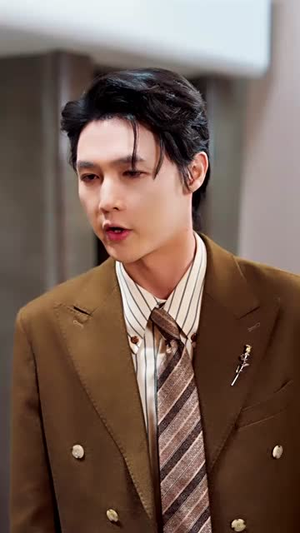 看飞絮吹乱烟雨(60集) 看飞絮吹乱烟雨(60集)热播短剧推荐