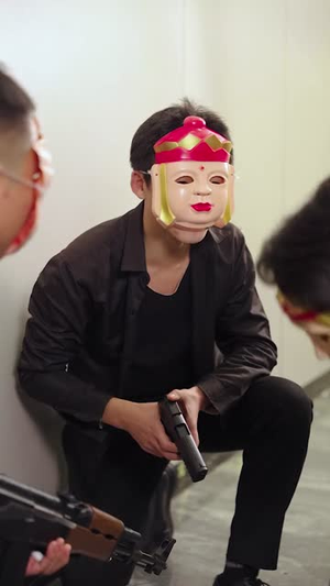 相亲遇警花,破案爽到飞起(80集) 相亲遇警花,破案爽到飞起(80集)百度在线观看