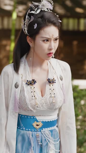 撞破师尊女儿身，气运归我（80集）短剧热播中