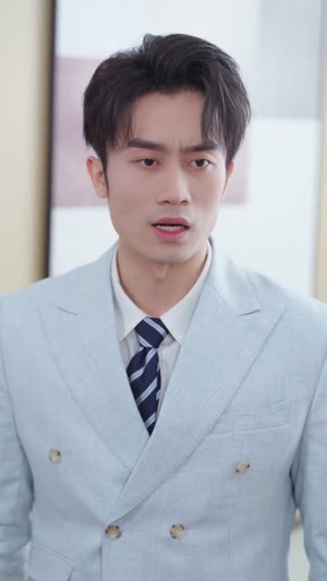 退！退！退！这个保镖不对劲（67集）熬夜追短剧